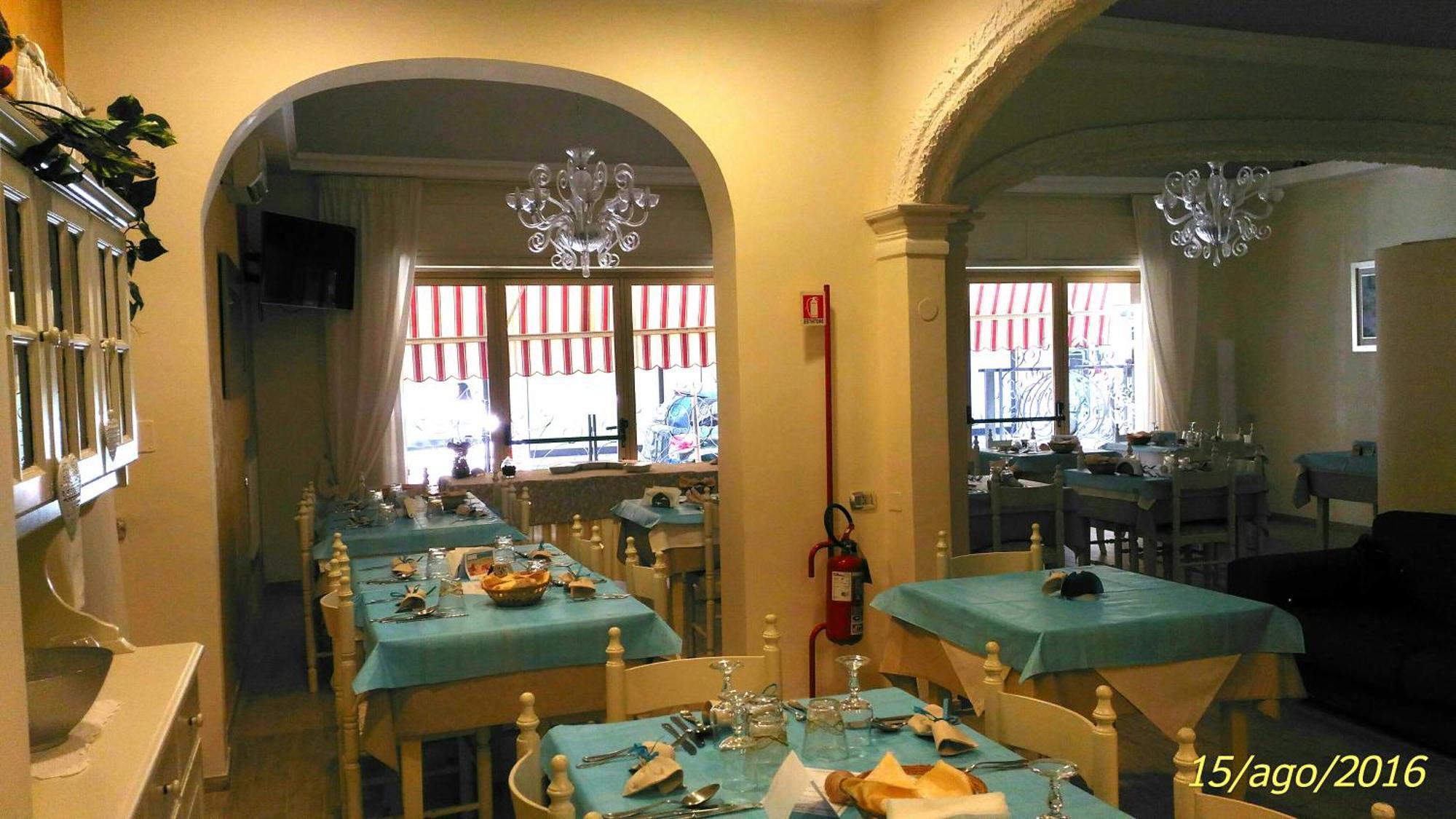 Hotel Solaris Джулианова Экстерьер фото